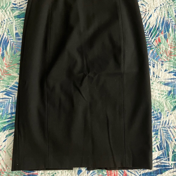 Express pensil skirt - #Size 4. #Black. #High waist - Picture 2 of 4
